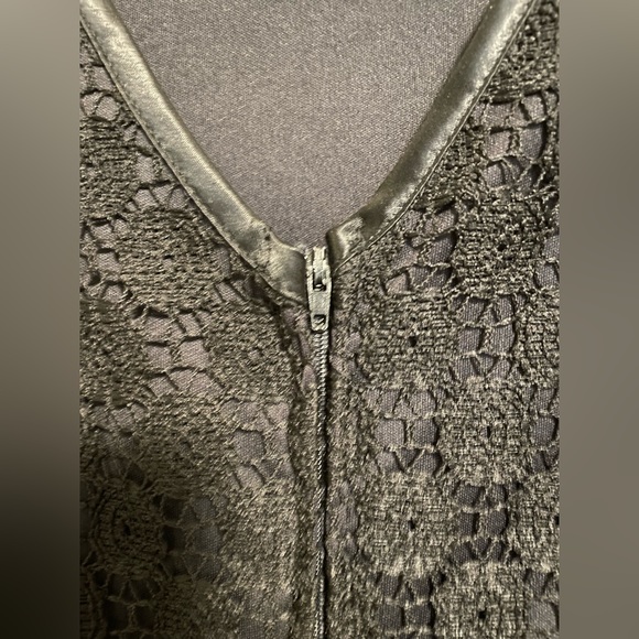 Black lace, tank strap, formal dress - Picture 3 of 4